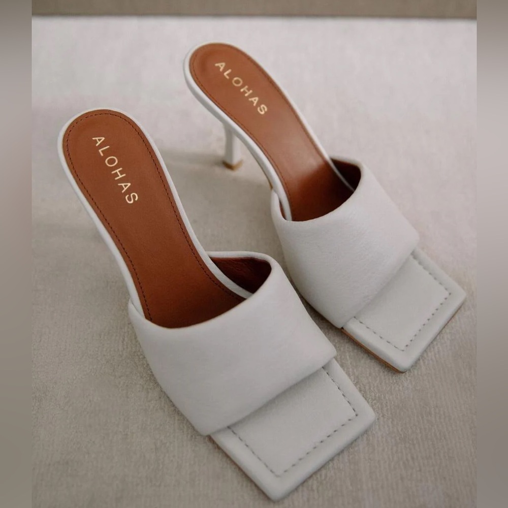 Alohas - puffy leather heel - Picture 1 of 8